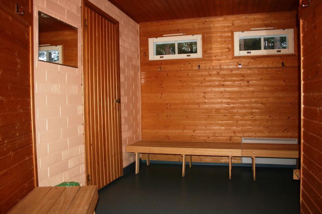 Lohijaerven Eraekeskus Hotel Lohijärvi Exterior photo