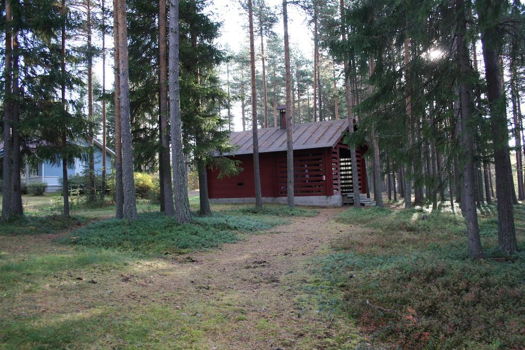 Lohijaerven Eraekeskus Hotel Lohijärvi Exterior photo