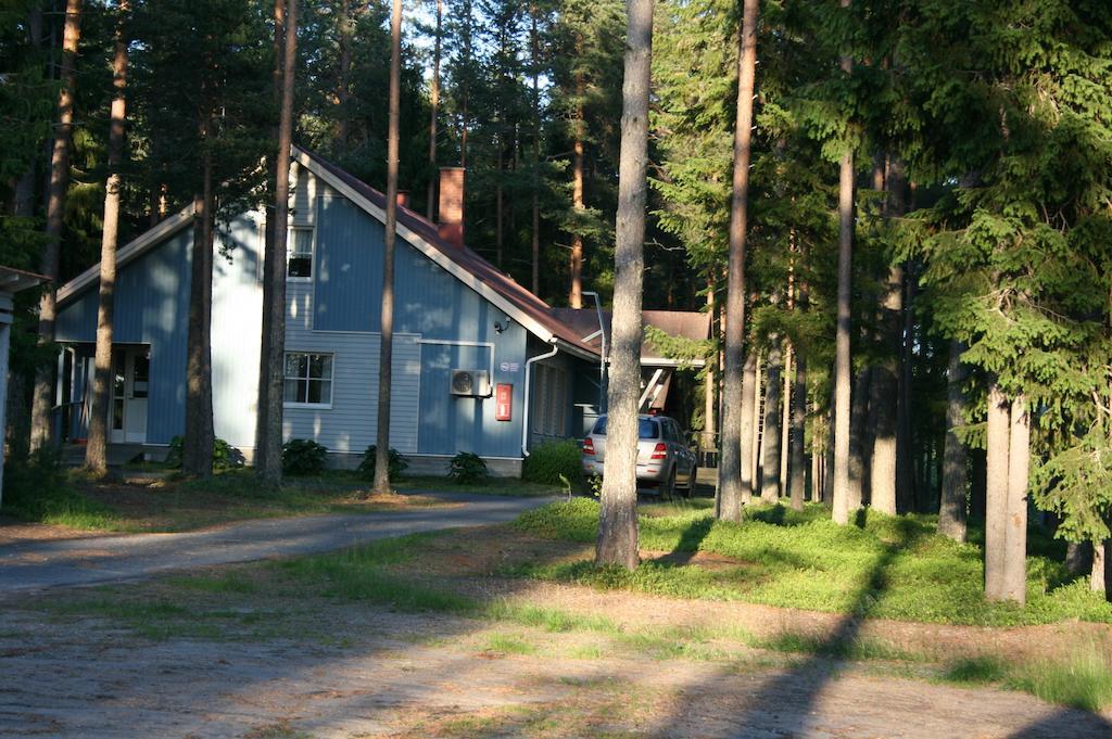 Lohijaerven Eraekeskus Hotel Lohijärvi Exterior photo